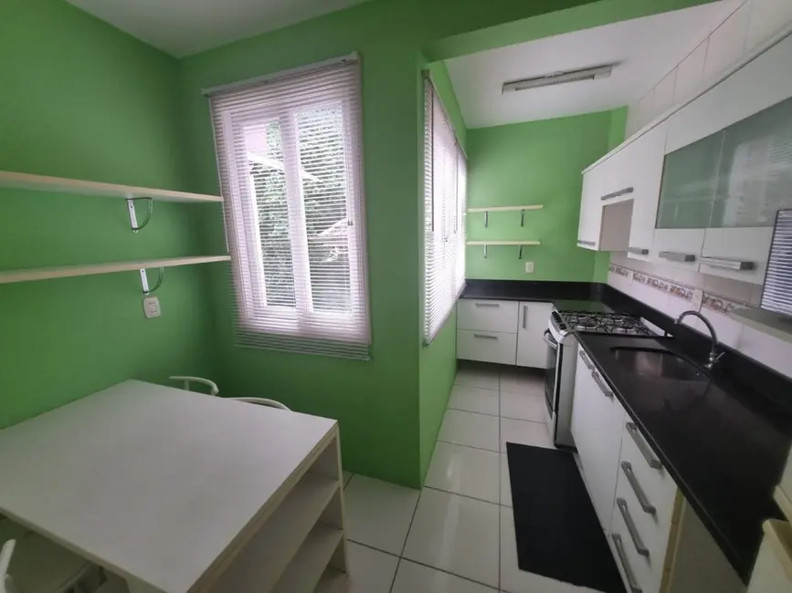 Apartamento com 2 quartos à venda, 80m2 em Mont Serrat, Porto Alegre - RS - imagem 5 Foto 5 de Apartamento com 2 quartos à venda, 80m2 em Mont Serrat, Porto Alegre - RS