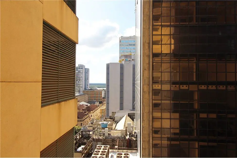 Sala Comercial à venda, 32m2 em Centro Histórico, Porto Alegre - RS - imagem 6 Foto 6 de Sala Comercial à venda, 32m2 em Centro Histórico, Porto Alegre - RS