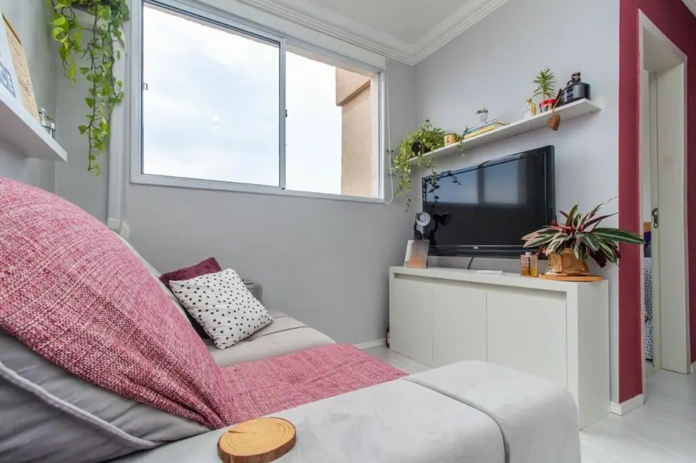 Foto 3 de Apartamento com 2 quartos à venda, 47m2 em Glória, Porto Alegre - RS