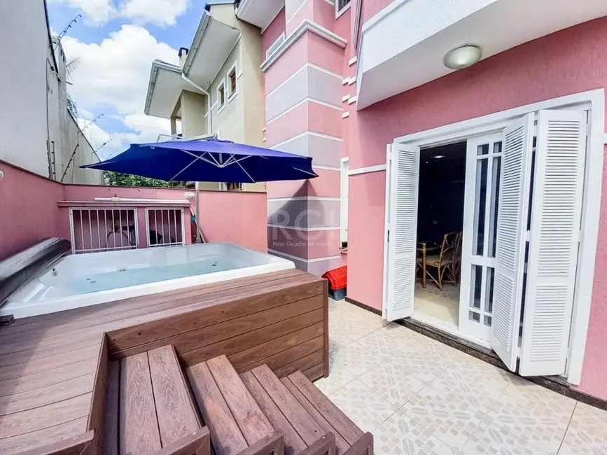 Casa com 3 quartos à venda, 230m2 em Parque da Matriz, Cachoeirinha - RS - imagem 4 Foto 4 de Casa com 3 quartos à venda, 230m2 em Parque da Matriz, Cachoeirinha - RS