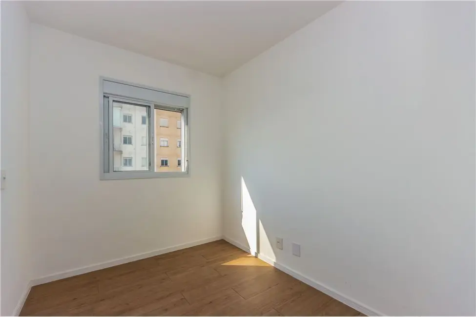 Foto 3 de Apartamento com 2 quartos à venda, 40m2 em Cidade Satélite Santa Bárbara, São Paulo - SP