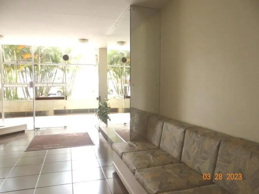 Foto 4 de Apartamento com 2 quartos à venda, 53m2 em Centro, Curitiba - PR