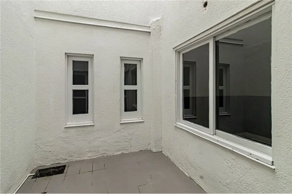 Casa com 3 quartos à venda, 312m2 em Passo da Areia, Porto Alegre - RS - imagem 7 Foto 7 de Casa com 3 quartos à venda, 312m2 em Passo da Areia, Porto Alegre - RS