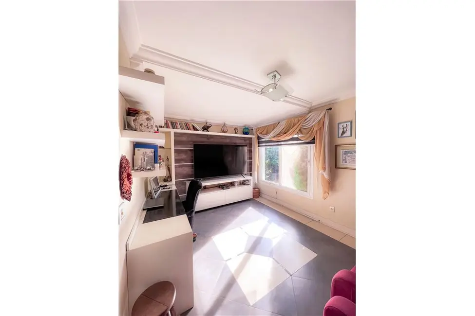 Casa de Condomínio com 4 quartos à venda, 350m2 em São Lucas, Viamao - RS - imagem 6 Foto 6 de Casa de Condomínio com 4 quartos à venda, 350m2 em São Lucas, Viamao - RS