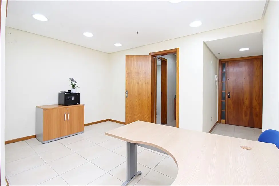 Foto 6 de Sala Comercial à venda, 44m2 em Centro Histórico, Porto Alegre - RS
