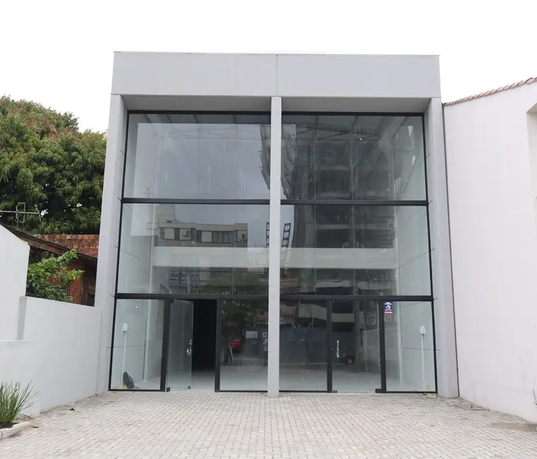 Foto 1 de Loja à venda, 141m2 em Passo da Areia, Porto Alegre - RS