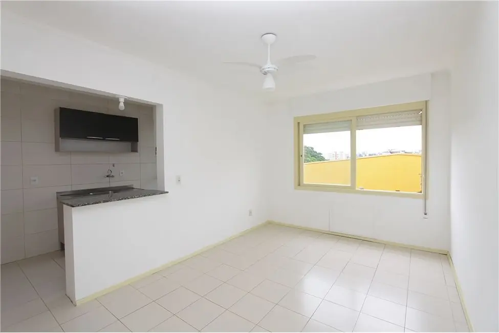 Apartamento com 2 quartos à venda, 58m2 em Santo Antônio, Porto Alegre - RS - imagem 4 Foto 4 de Apartamento com 2 quartos à venda, 58m2 em Santo Antônio, Porto Alegre - RS