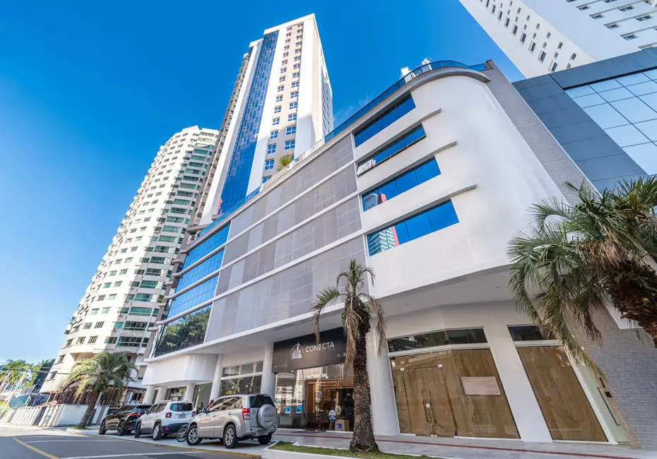 Apartamento com 4 quartos à venda, 160m2 em Pioneiros, Balneario Camboriu - SC - imagem 3 Foto 3 de Apartamento com 4 quartos à venda, 160m2 em Pioneiros, Balneario Camboriu - SC