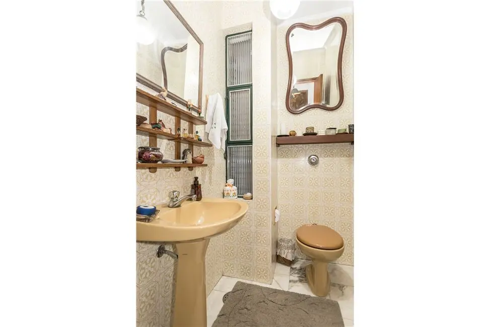 Casa com 4 quartos à venda, 280m2 em Três Figueiras, Porto Alegre - RS - imagem 9 Foto 9 de Casa com 4 quartos à venda, 280m2 em Três Figueiras, Porto Alegre - RS