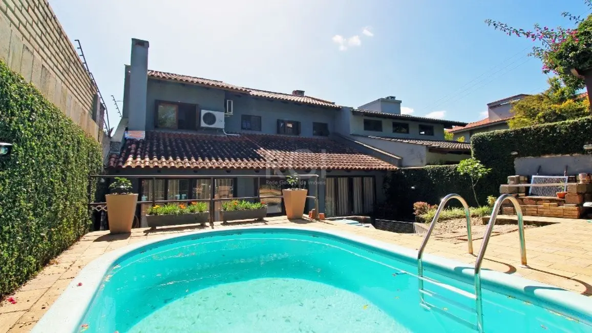 Foto 1 de Casa com 3 quartos à venda, 195m2 em Teresópolis, Porto Alegre - RS