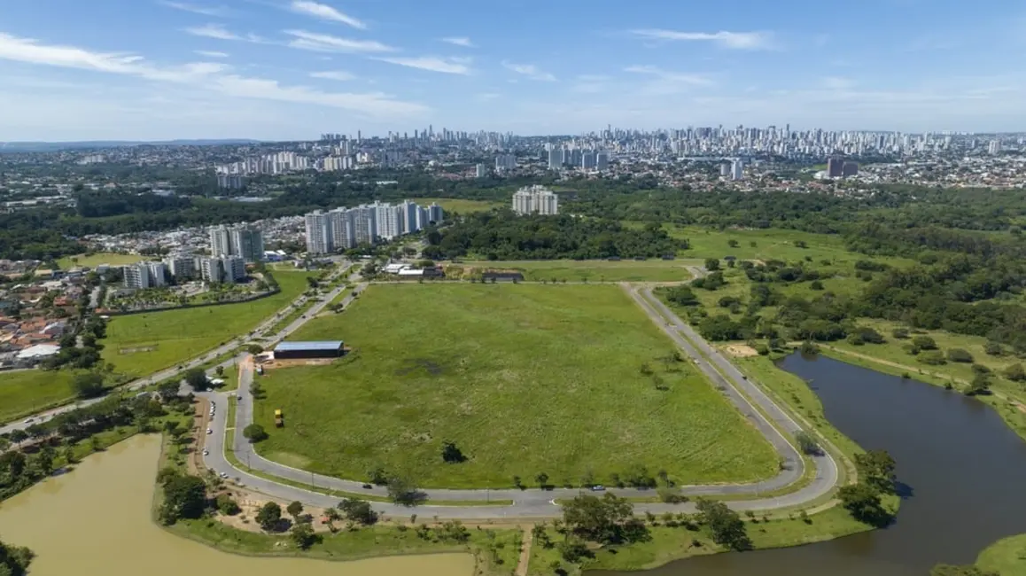 Foto 1 de Fazenda / Haras à venda, 750m2 em Goiânia 2, Goiania - GO