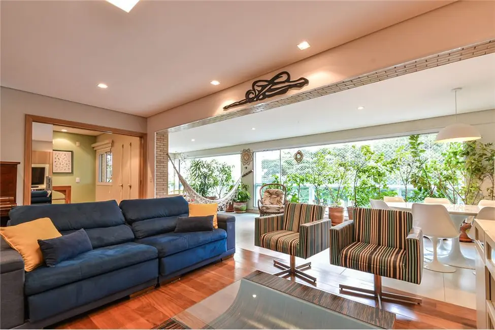 Foto 3 de Apartamento com 4 quartos à venda, 208m2 em Vila Mariana, São Paulo - SP