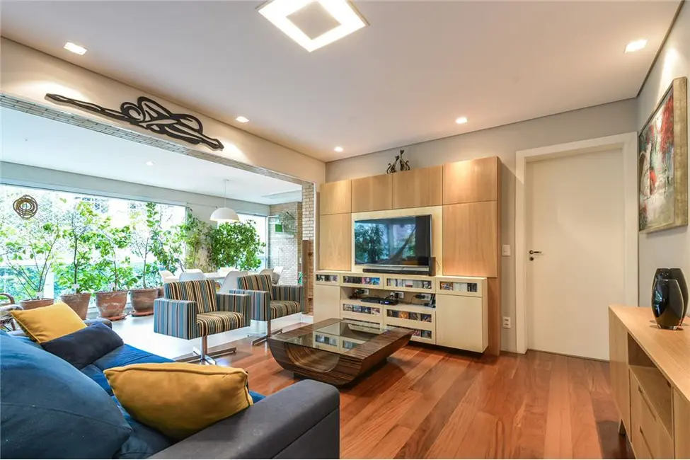 Foto 1 de Apartamento com 4 quartos à venda, 208m2 em Vila Mariana, São Paulo - SP