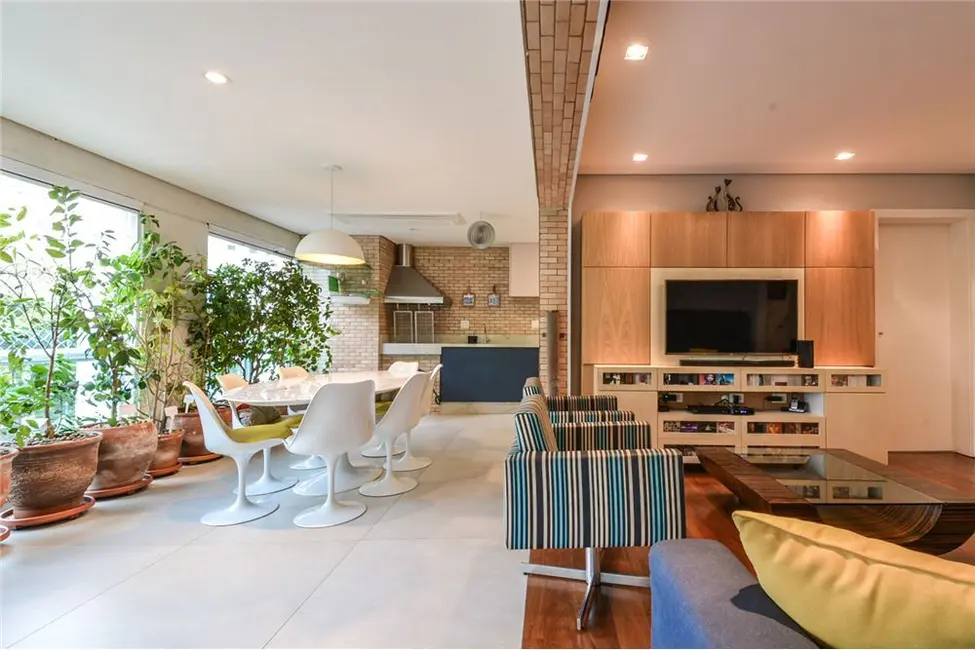 Foto 6 de Apartamento com 4 quartos à venda, 208m2 em Vila Mariana, São Paulo - SP