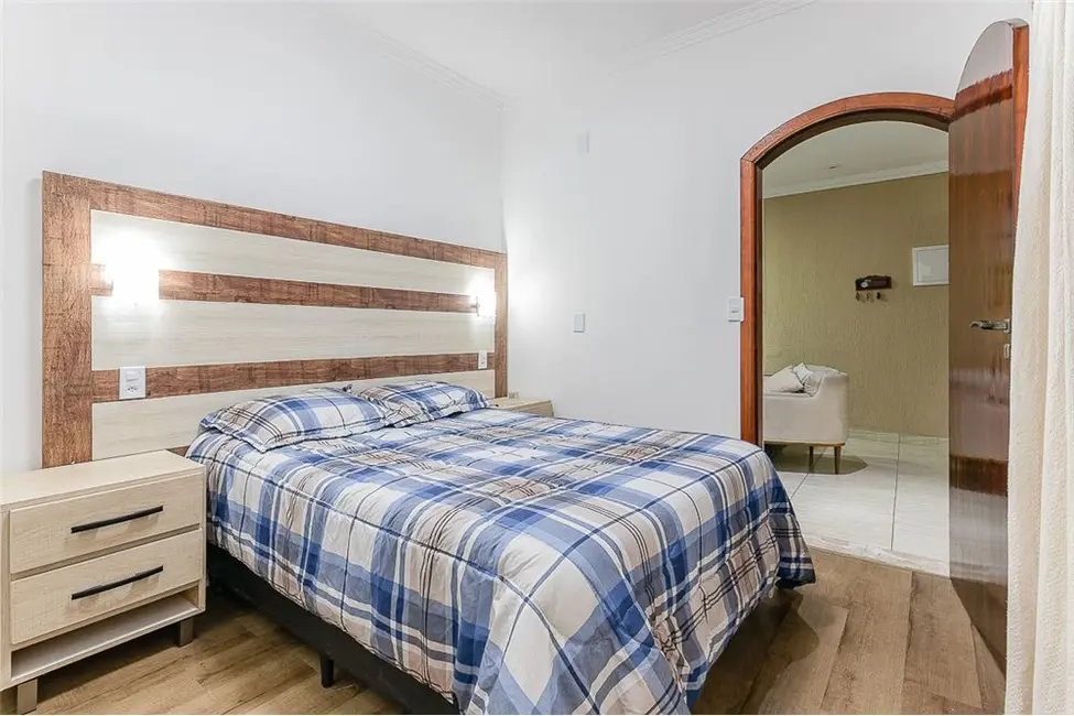 Foto 9 de Casa com 3 quartos à venda, 200m2 em Jardim dos Ipês, São Paulo - SP