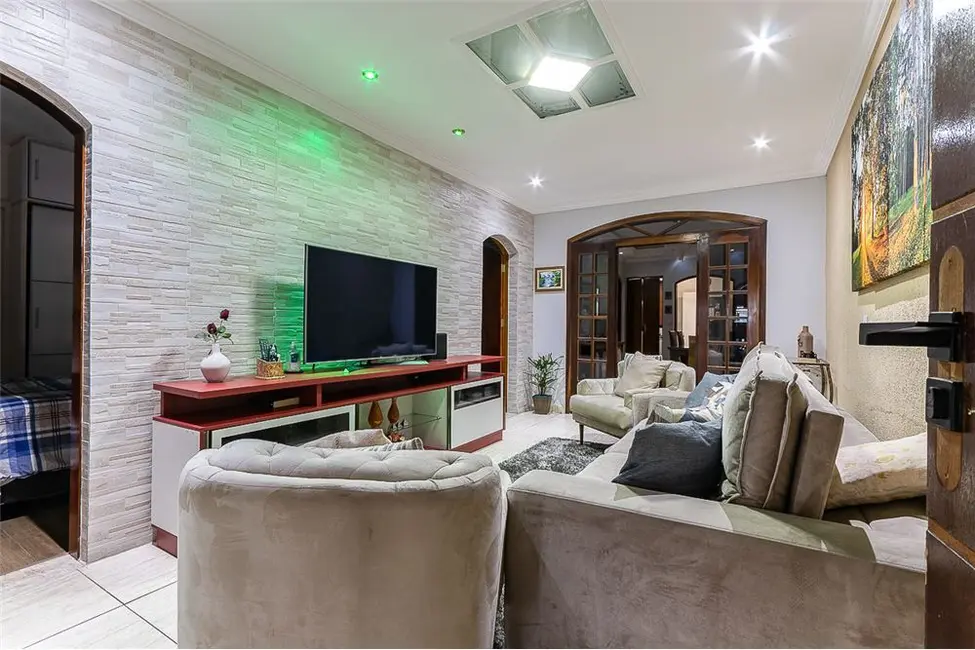 Foto 1 de Casa com 3 quartos à venda, 200m2 em Jardim dos Ipês, São Paulo - SP