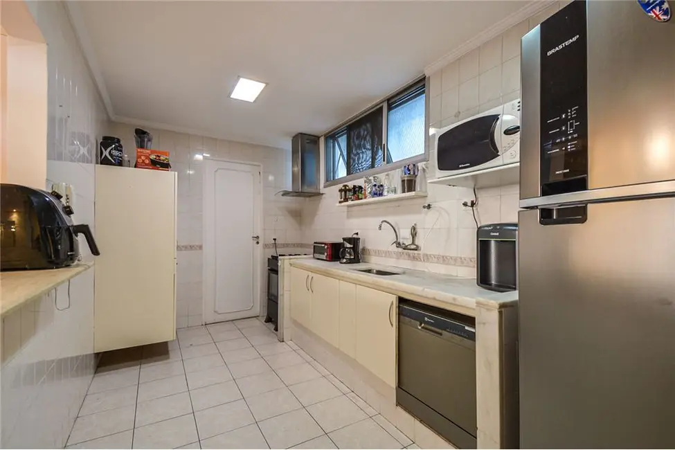 Apartamento com 3 quartos à venda, 94m2 em Pinheiros, São Paulo - SP - imagem 9 Foto 9 de Apartamento com 3 quartos à venda, 94m2 em Pinheiros, São Paulo - SP