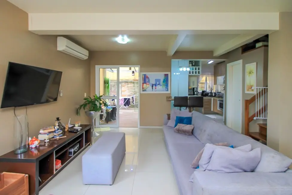 Casa de Condomínio com 3 quartos à venda, 163m2 em Protásio Alves, Porto Alegre - RS - imagem 1 Foto 1 de Casa de Condomínio com 3 quartos à venda, 163m2 em Protásio Alves, Porto Alegre - RS