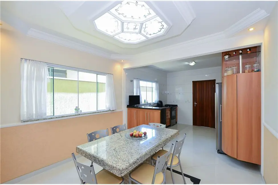 Foto 8 de Casa com 4 quartos à venda, 220m2 em Parque São Domingos, São Paulo - SP