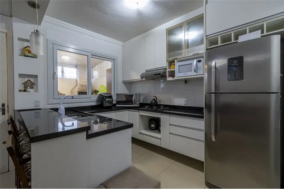 Casa com 2 quartos à venda, 89m2 em Niterói, Canoas - RS - imagem 4 Foto 4 de Casa com 2 quartos à venda, 89m2 em Niterói, Canoas - RS