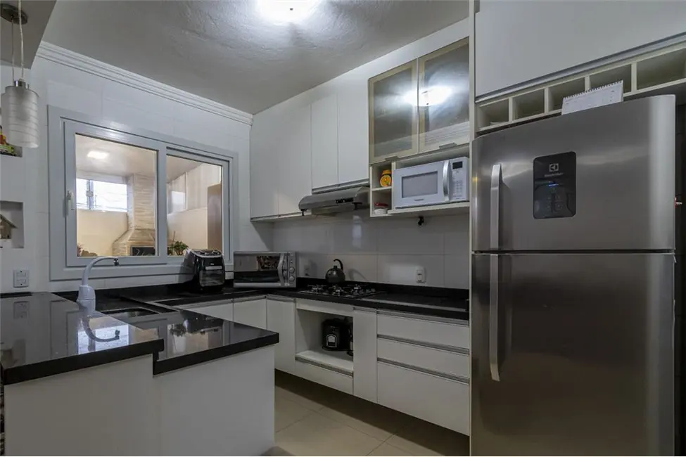 Casa com 2 quartos à venda, 89m2 em Niterói, Canoas - RS - imagem 7 Foto 7 de Casa com 2 quartos à venda, 89m2 em Niterói, Canoas - RS