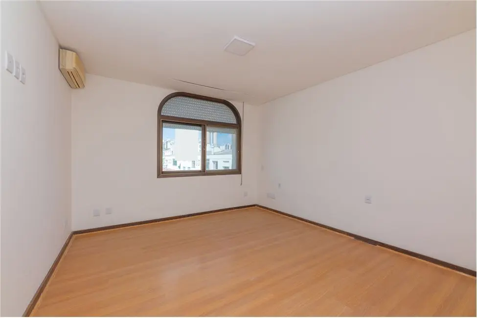 Foto 6 de Cobertura com 6 quartos à venda, 554m2 em Santa Cecília, Porto Alegre - RS