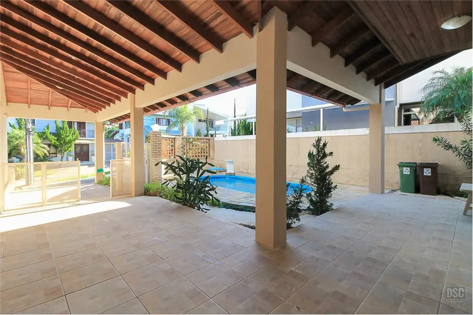 Foto 8 de Casa de Condomínio com 3 quartos à venda, 236m2 em Hípica, Porto Alegre - RS