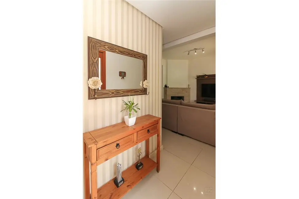 Foto 3 de Casa com 3 quartos à venda, 140m2 em Hípica, Porto Alegre - RS