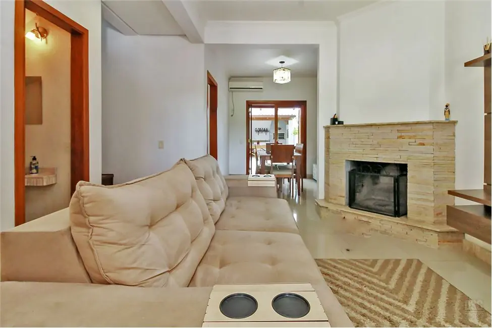 Foto 4 de Casa com 3 quartos à venda, 140m2 em Hípica, Porto Alegre - RS