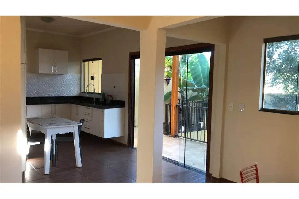 Foto 1 de Casa com 3 quartos à venda, 120m2 em Santa Rita Do Sapucai - MG