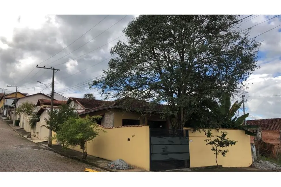 Foto 3 de Casa com 3 quartos à venda, 120m2 em Santa Rita Do Sapucai - MG