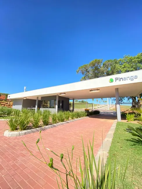 Foto 2 de Terreno / Lote à venda, 250m2 em Guaiba - RS
