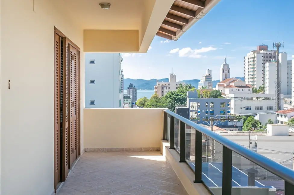 Foto 7 de Casa com 5 quartos à venda, 369m2 em Estreito, Florianopolis - SC