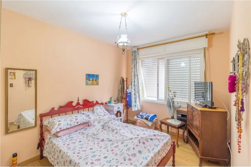 Apartamento com 1 quarto à venda, 52m2 em Moinhos de Vento, Porto Alegre - RS - imagem 6 Foto 6 de Apartamento com 1 quarto à venda, 52m2 em Moinhos de Vento, Porto Alegre - RS