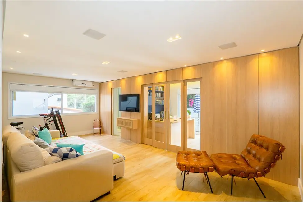 Casa com 3 quartos à venda, 329m2 em Morumbi, São Paulo - SP - imagem 4 Foto 4 de Casa com 3 quartos à venda, 329m2 em Morumbi, São Paulo - SP