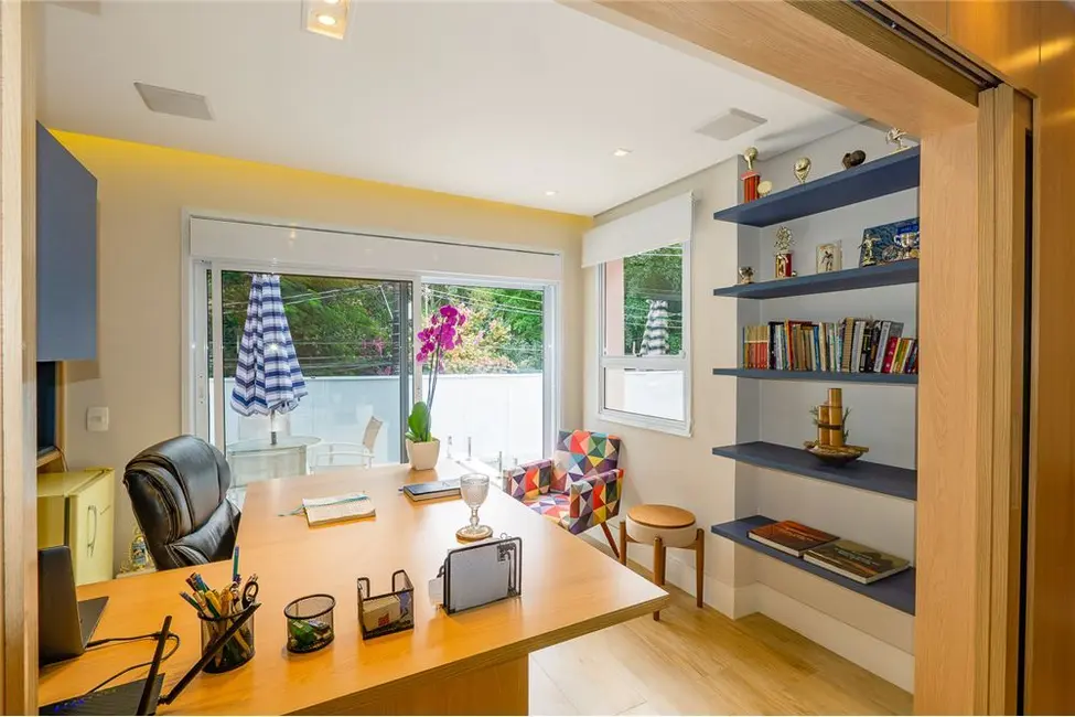 Casa com 3 quartos à venda, 329m2 em Morumbi, São Paulo - SP - imagem 8 Foto 8 de Casa com 3 quartos à venda, 329m2 em Morumbi, São Paulo - SP