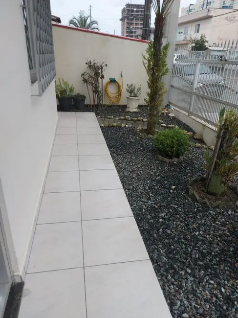 Casa com 3 quartos à venda, 130m2 em Cedro, Camboriu - SC - imagem 6 Foto 6 de Casa com 3 quartos à venda, 130m2 em Cedro, Camboriu - SC