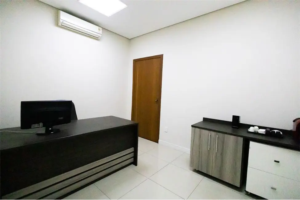 Sala Comercial à venda, 61m2 em Centro Histórico, Porto Alegre - RS - imagem 9 Foto 9 de Sala Comercial à venda, 61m2 em Centro Histórico, Porto Alegre - RS