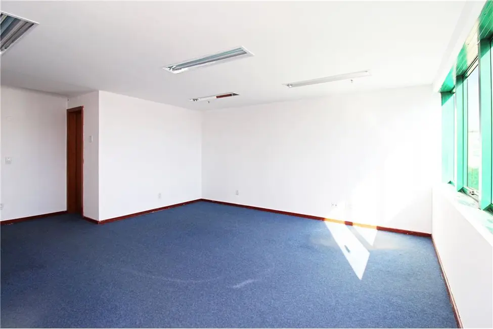 Foto 3 de Sala Comercial à venda, 33m2 em Centro Histórico, Porto Alegre - RS