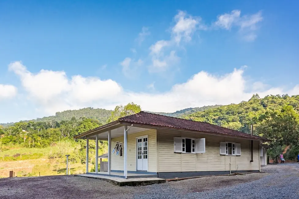Foto 1 de Fazenda / Haras com 3 quartos à venda, 80m2 em Santo Amaro Da Imperatriz - SC