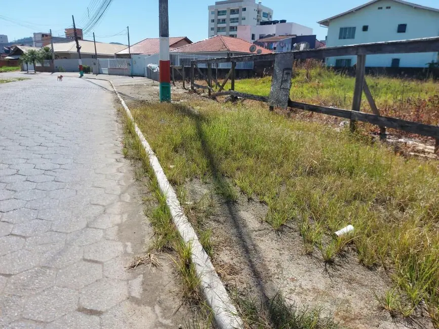 Foto 6 de Terreno / Lote à venda, 450m2 em Centro, Camboriu - SC