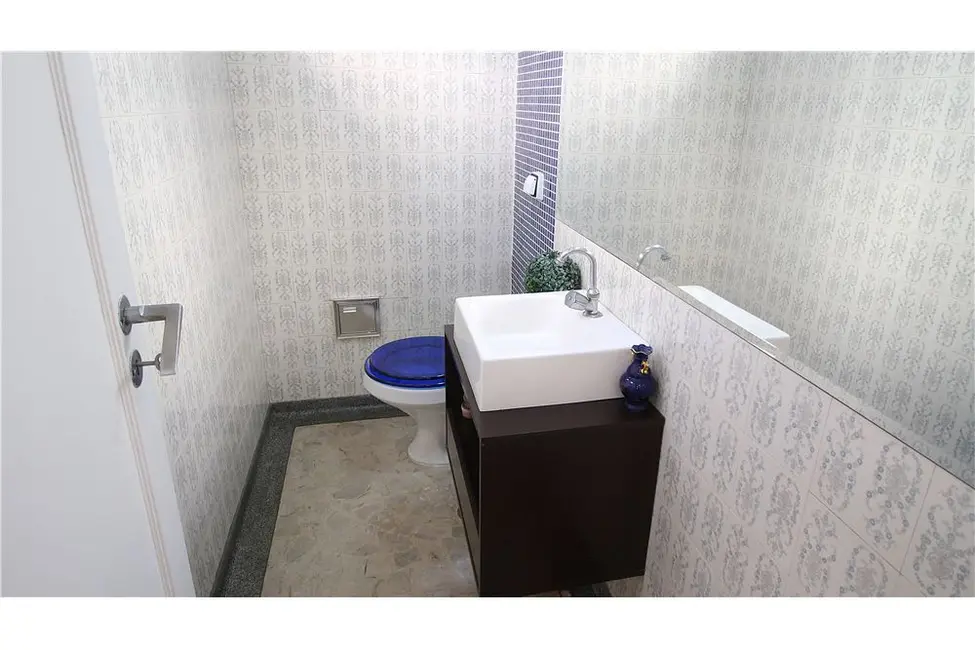 Apartamento com 3 quartos à venda, 143m2 em Pinheiros, São Paulo - SP - imagem 8 Foto 8 de Apartamento com 3 quartos à venda, 143m2 em Pinheiros, São Paulo - SP