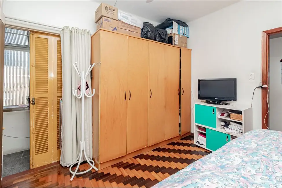 Apartamento com 2 quartos à venda, 71m2 em Centro Histórico, Porto Alegre - RS - imagem 9 Foto 9 de Apartamento com 2 quartos à venda, 71m2 em Centro Histórico, Porto Alegre - RS