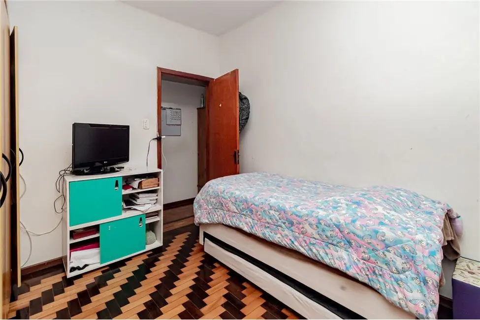 Apartamento com 2 quartos à venda, 71m2 em Centro Histórico, Porto Alegre - RS - imagem 8 Foto 8 de Apartamento com 2 quartos à venda, 71m2 em Centro Histórico, Porto Alegre - RS