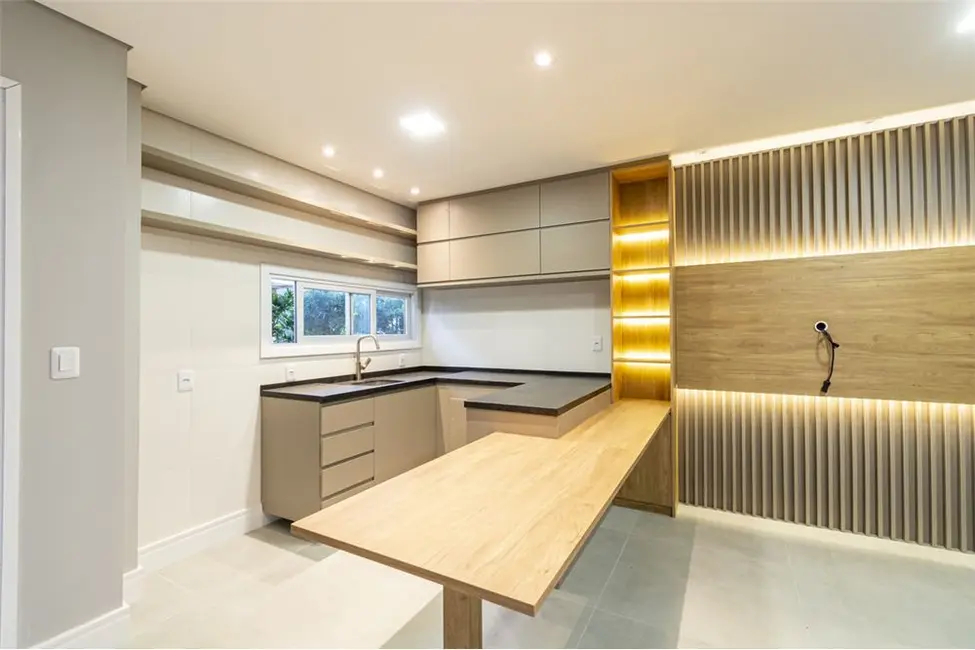 Casa com 3 quartos à venda, 122m2 em Niterói, Canoas - RS - imagem 5 Foto 5 de Casa com 3 quartos à venda, 122m2 em Niterói, Canoas - RS