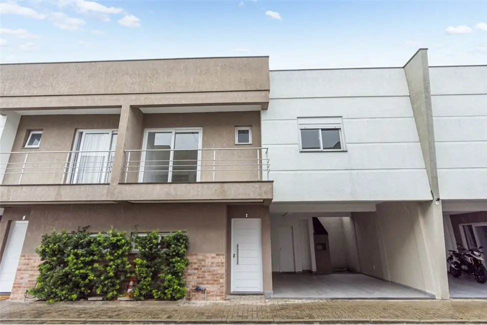 Foto 2 de Casa com 3 quartos à venda, 122m2 em Niterói, Canoas - RS