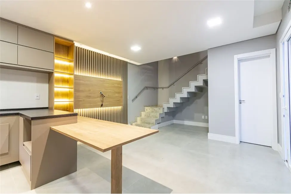 Casa com 3 quartos à venda, 122m2 em Niterói, Canoas - RS - imagem 4 Foto 4 de Casa com 3 quartos à venda, 122m2 em Niterói, Canoas - RS