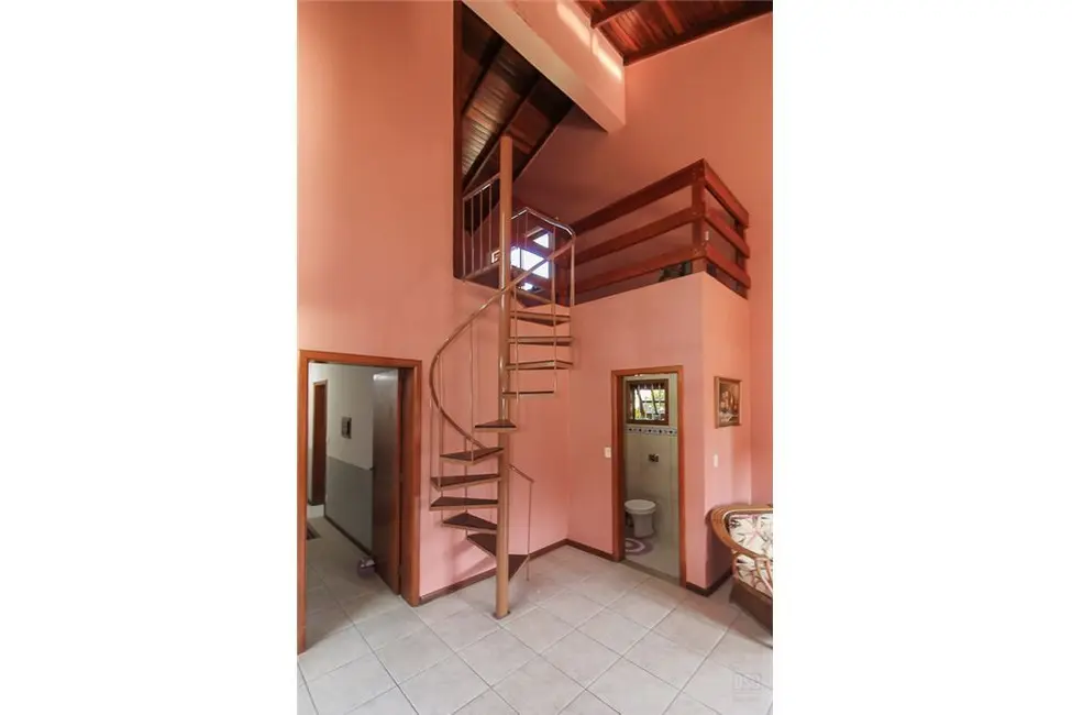 Foto 9 de Casa com 2 quartos à venda, 204m2 em Ipanema, Porto Alegre - RS