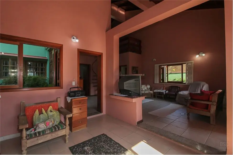 Foto 6 de Casa com 2 quartos à venda, 204m2 em Ipanema, Porto Alegre - RS