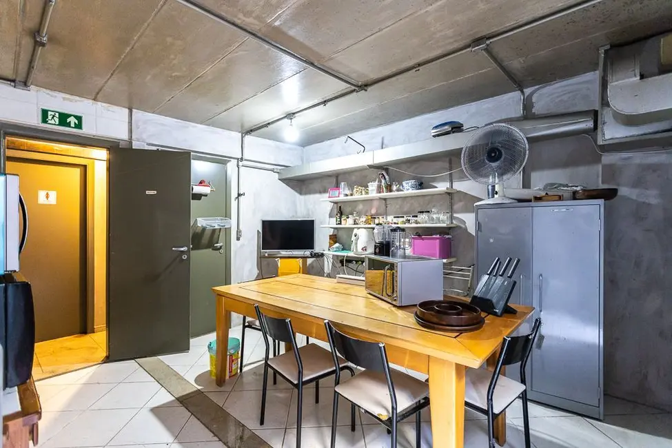 Prédio Inteiro à venda, 582m2 em Vila Madalena, São Paulo - SP - imagem 8 Foto 8 de Prédio Inteiro à venda, 582m2 em Vila Madalena, São Paulo - SP